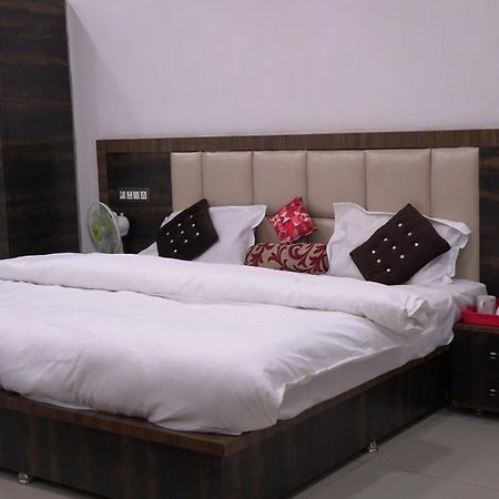 Rajmahal Resort Banquet Hall And Hotel Patna  Eksteriør bilde